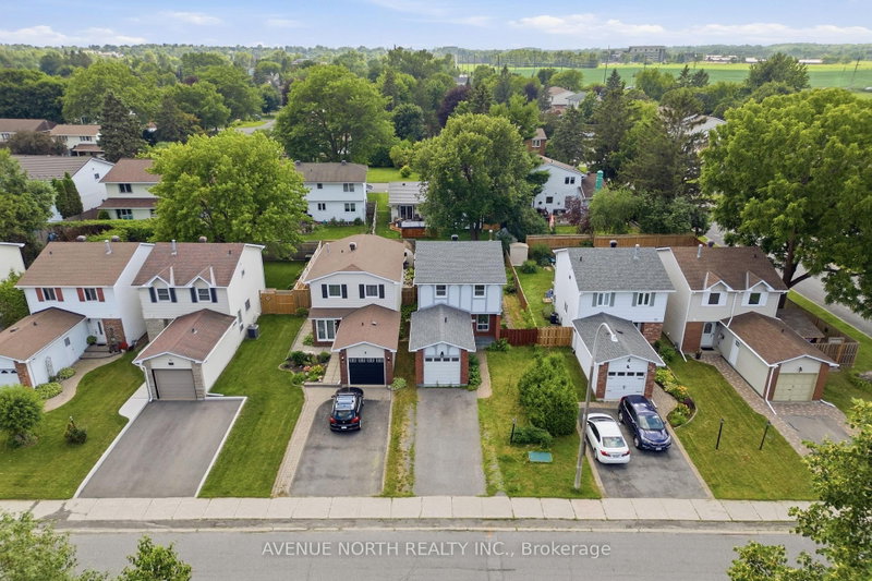 6 WOLFGANG Drive