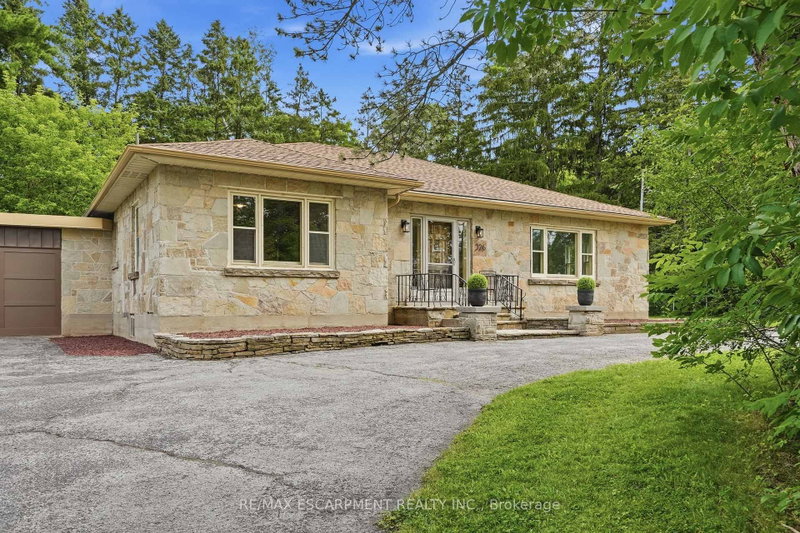 326 Old Brock Road