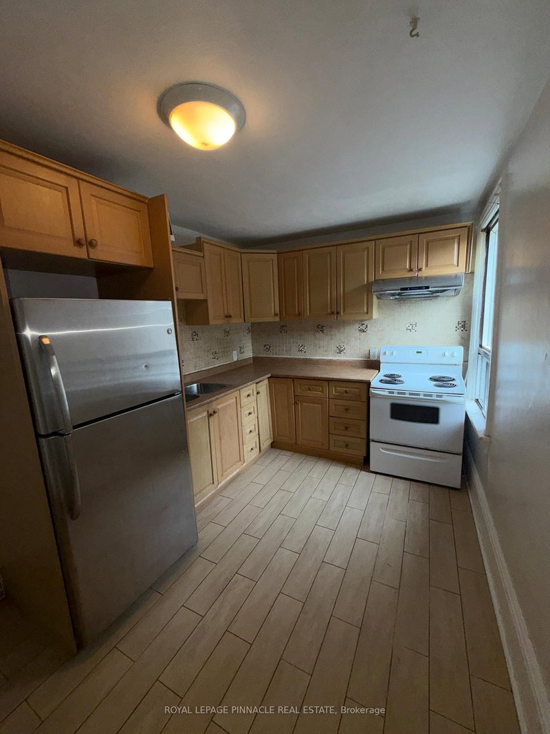 Upper - 55 Cannon Street W