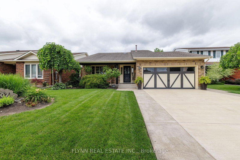 3907 Cardinal Drive