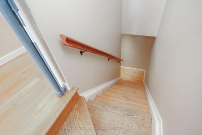 Unit 3 — 736 Cooper Street E — photo 4