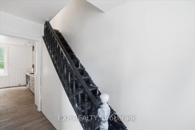 25 Albemarle Street — photo 2