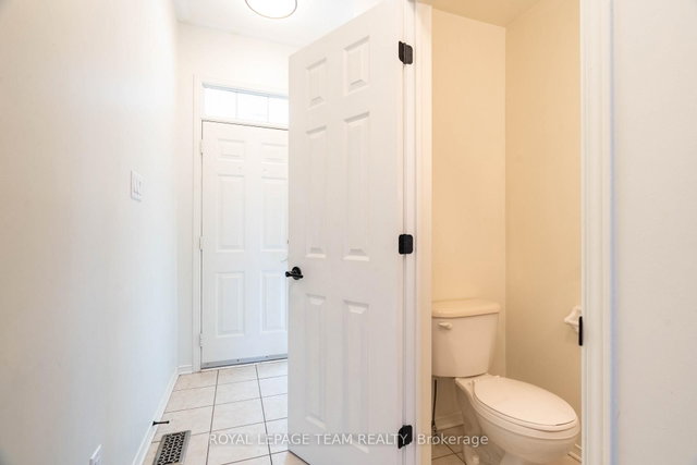151 Oakfield Crescent