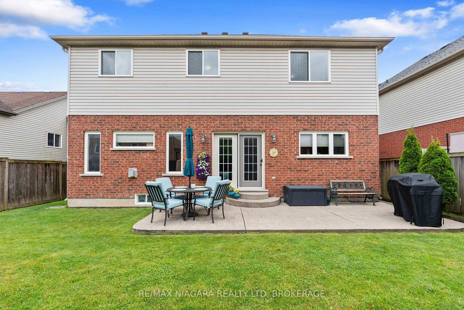 282 Winterberry Boulevard • Thorold, ON photo 5