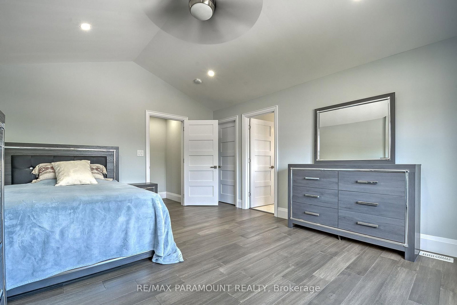 1780 Pierre Avenue • Windsor, ON photo 22