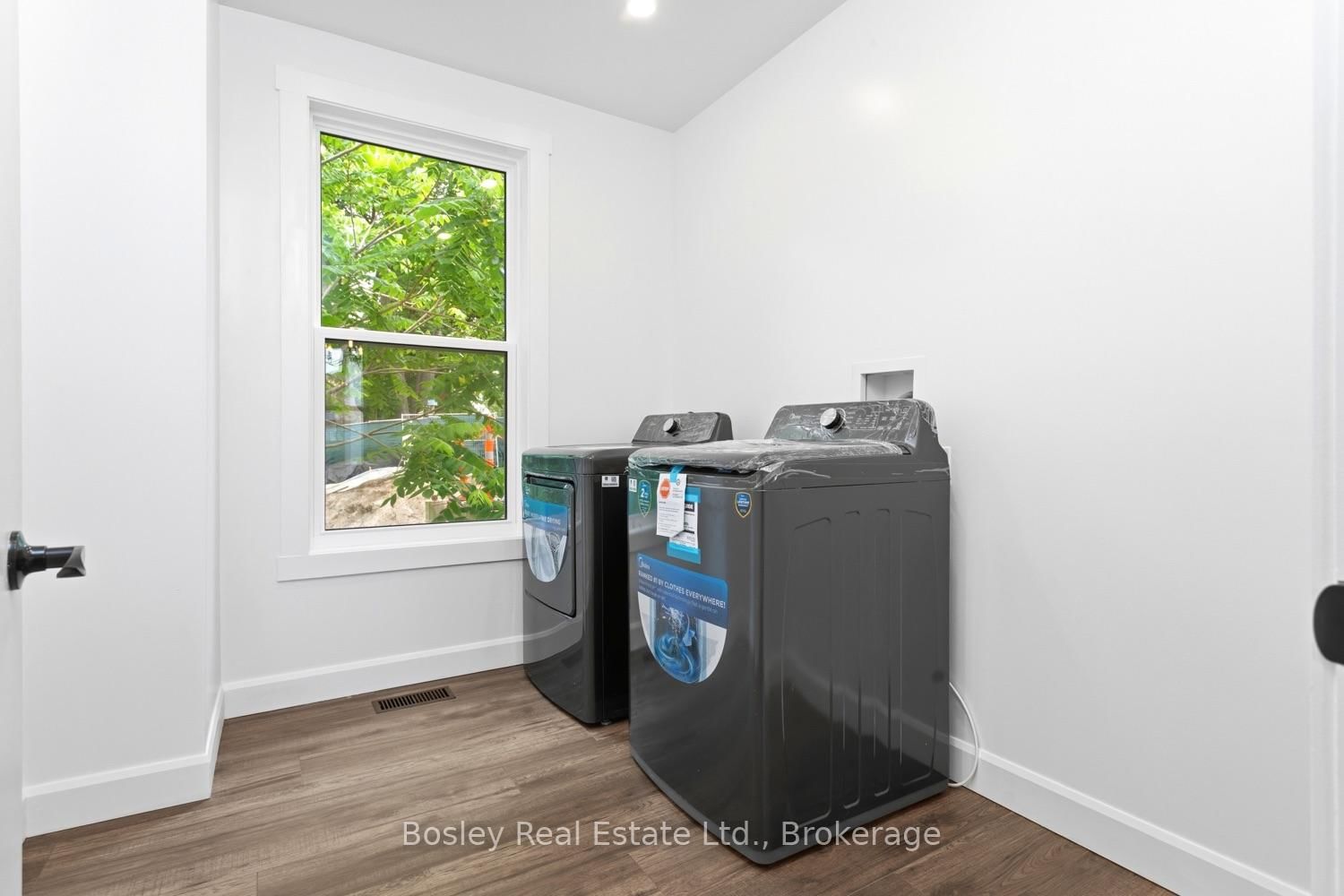 40 Charles Street • Port Hope, ON photo 17