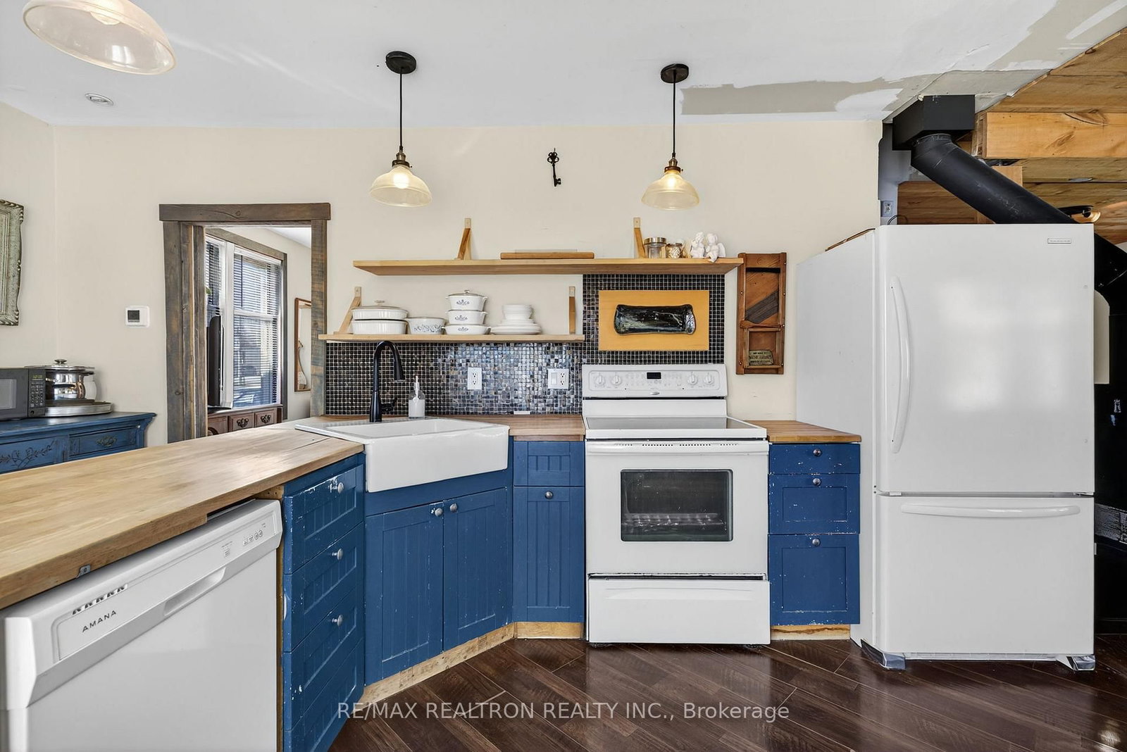 3 Elora Street N • Mapleton, ON photo 20