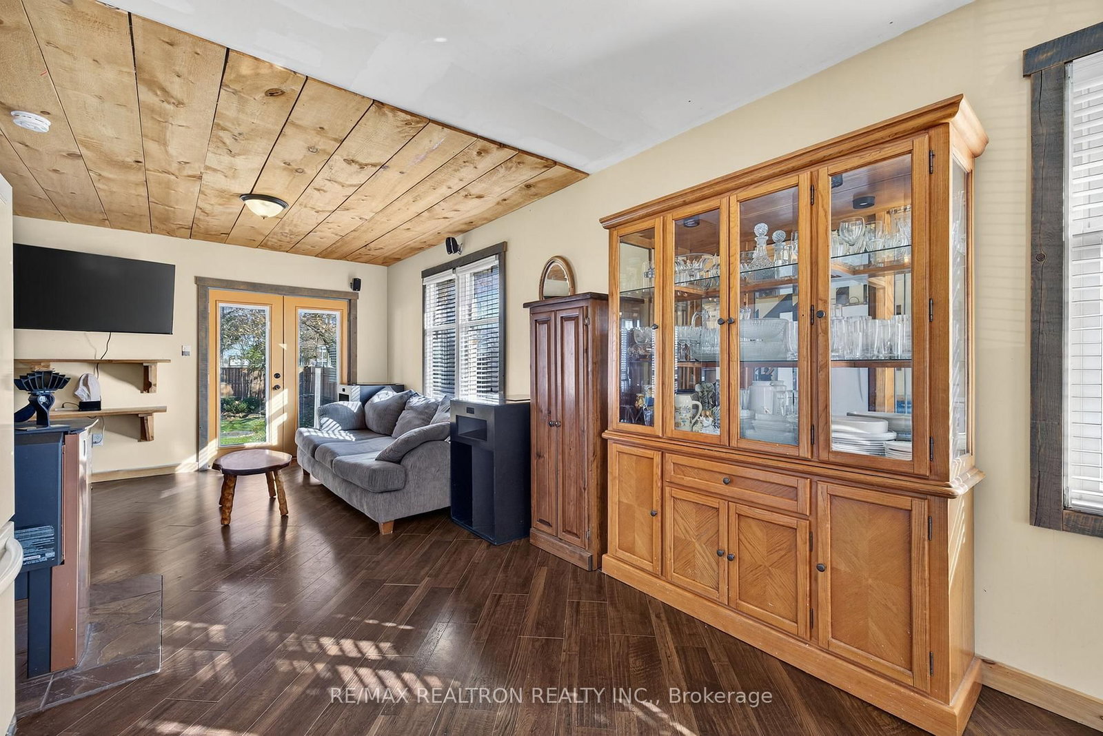 3 Elora Street N • Mapleton, ON photo 22