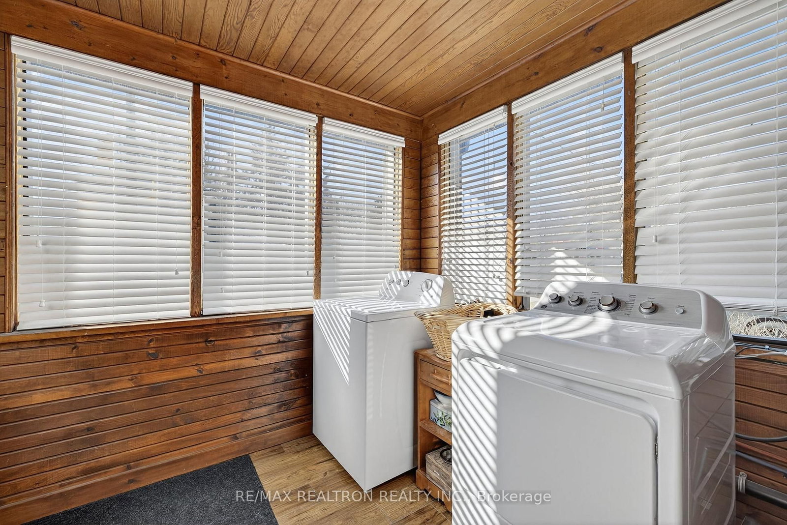 3 Elora Street N • Mapleton, ON photo 24