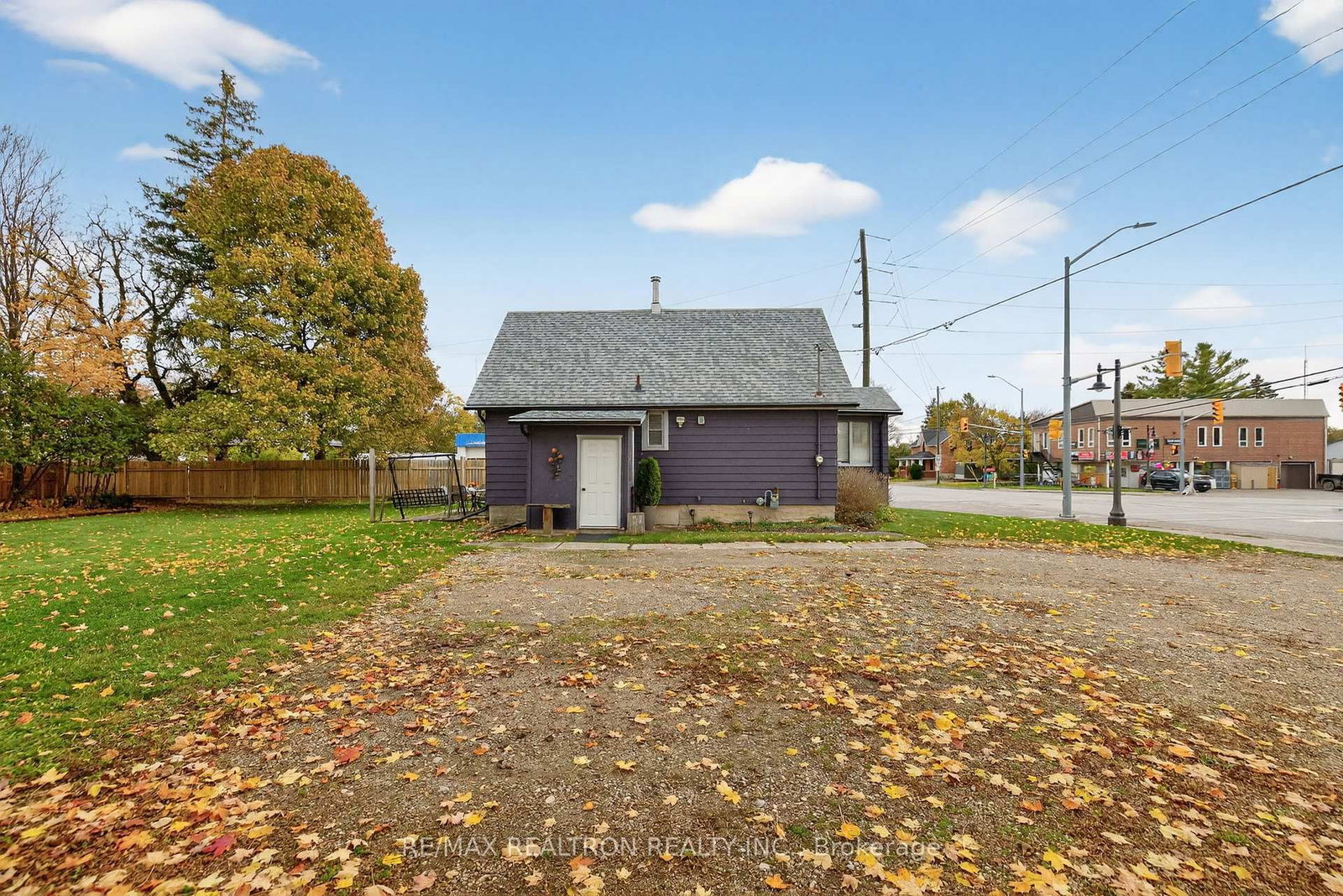 3 Elora Street N • Mapleton, ON photo 5