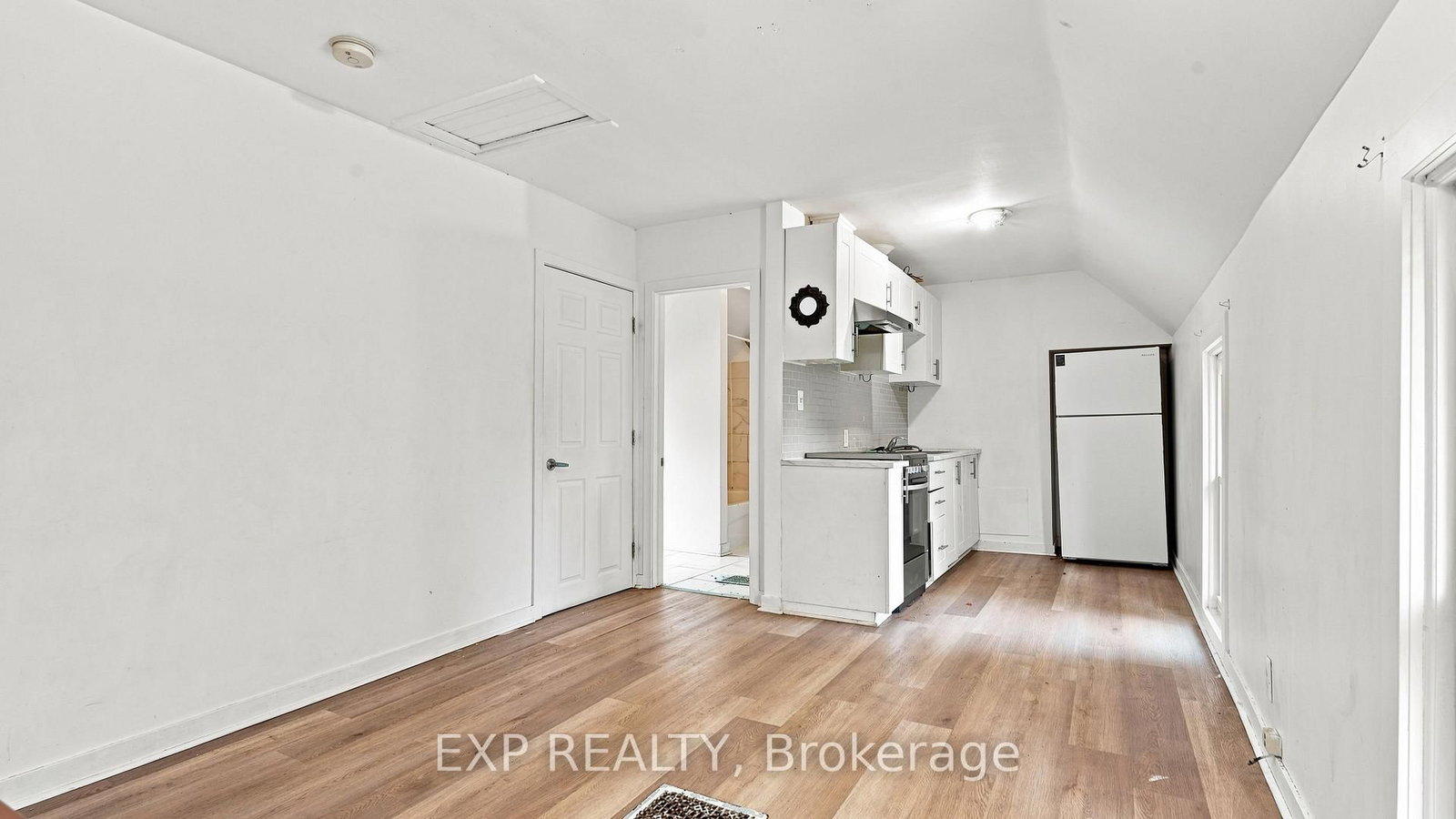 20 Henry Street • St. Catharines, ON photo 25
