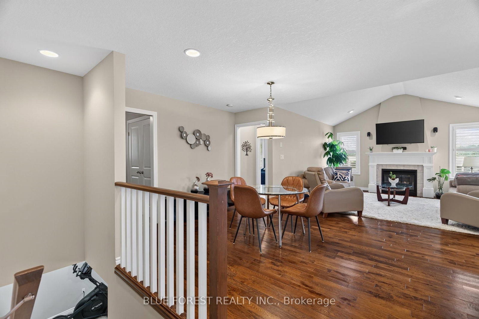 3 Sutherland Court • St. Thomas, ON photo 11