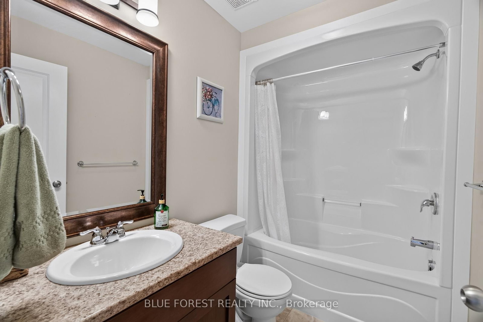 3 Sutherland Court • St. Thomas, ON photo 9