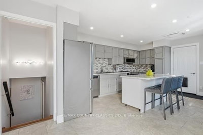 158 Bridge Street W • Bancroft, ON photo 9