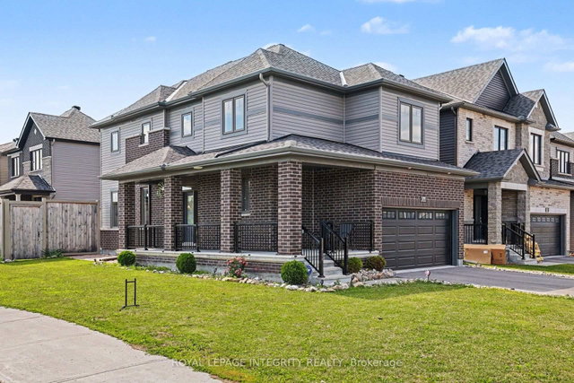 301 Cloyne Crescent