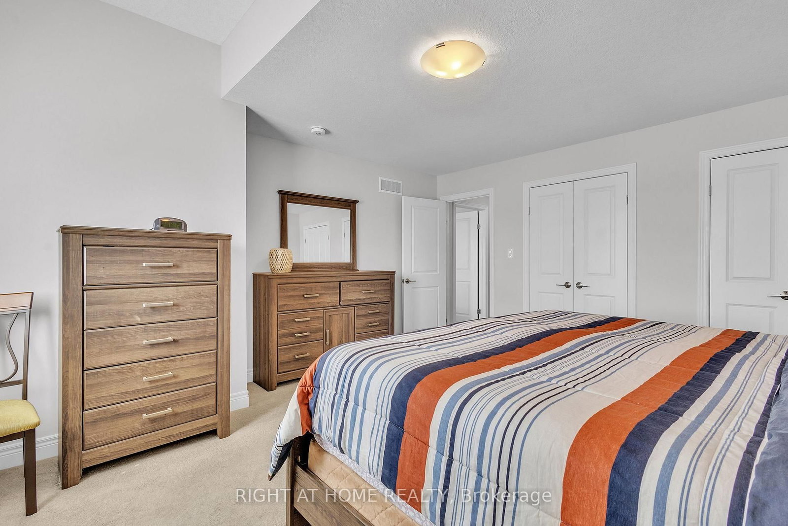 321 Carriage Way • Waterloo, ON photo 28