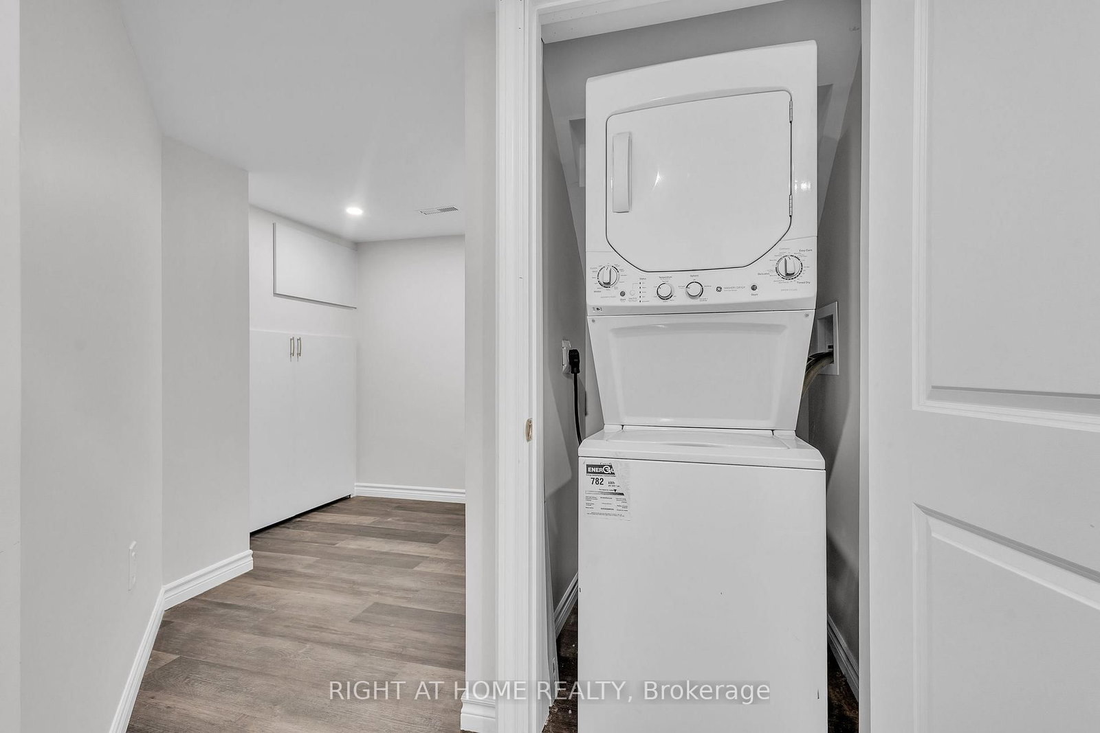 321 Carriage Way • Waterloo, ON photo 45
