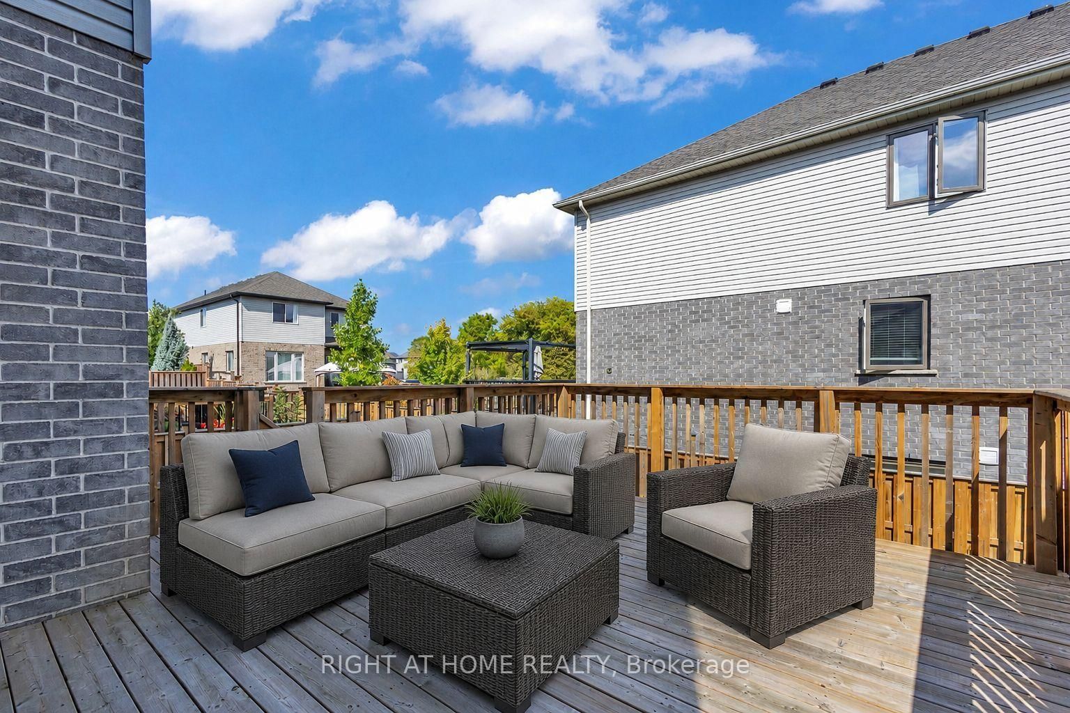 321 Carriage Way • Waterloo, ON photo 48