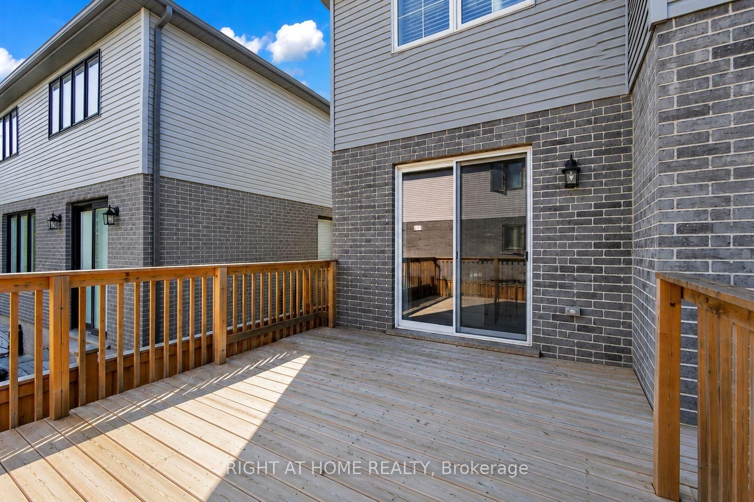 321 Carriage Way • Waterloo, ON photo 49