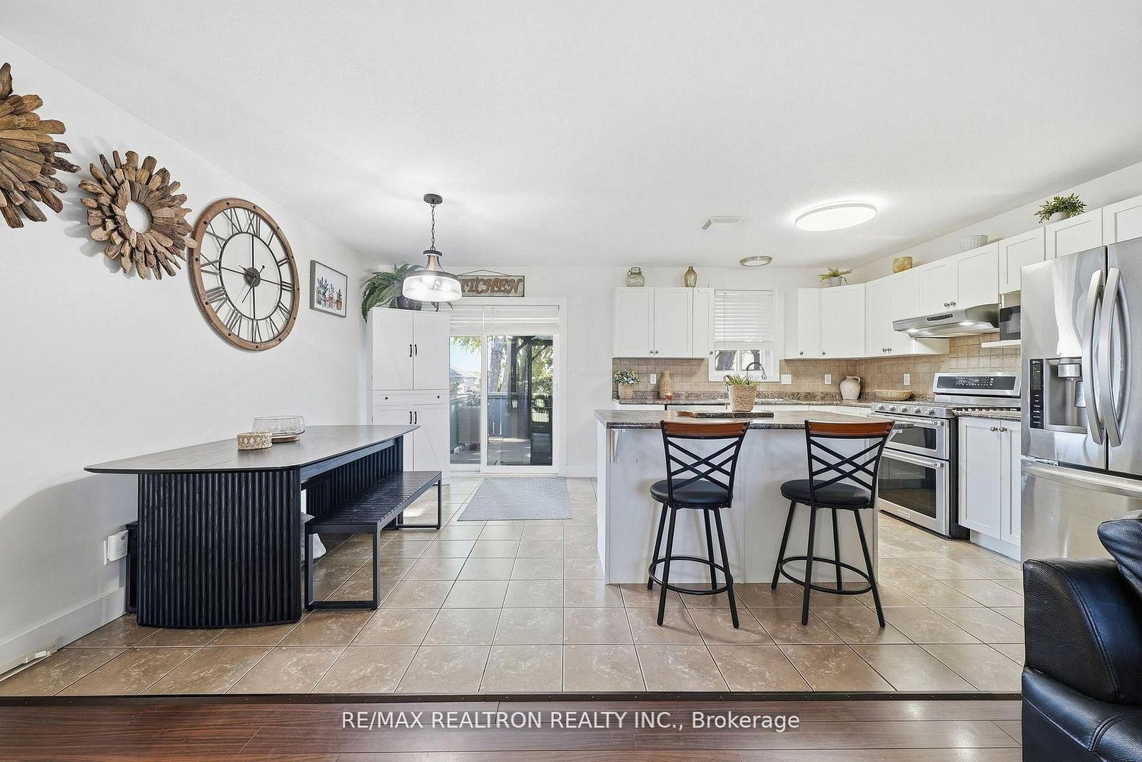 50 Ridgeview Lane • Trenton, ON photo 6