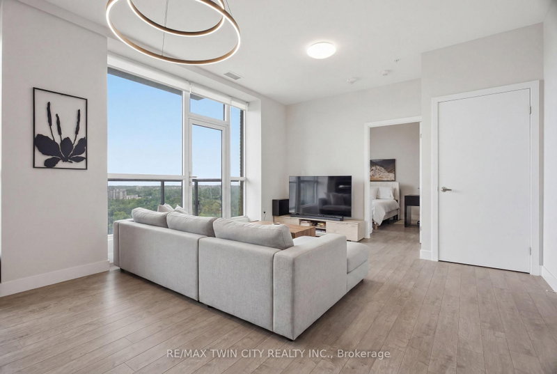 home for lease on 1608-100 Garment Street
