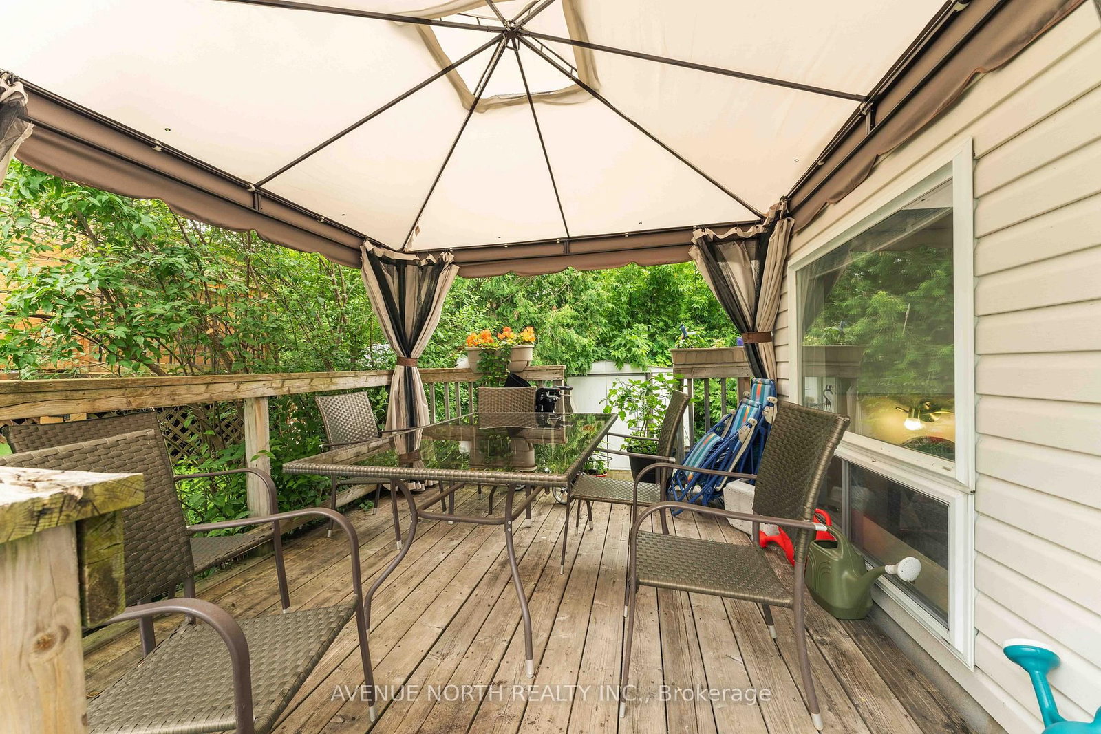6803 Barsona Place • Ottawa, ON photo 43