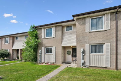Unit A6 — 453 Victoria Road N — photo 5