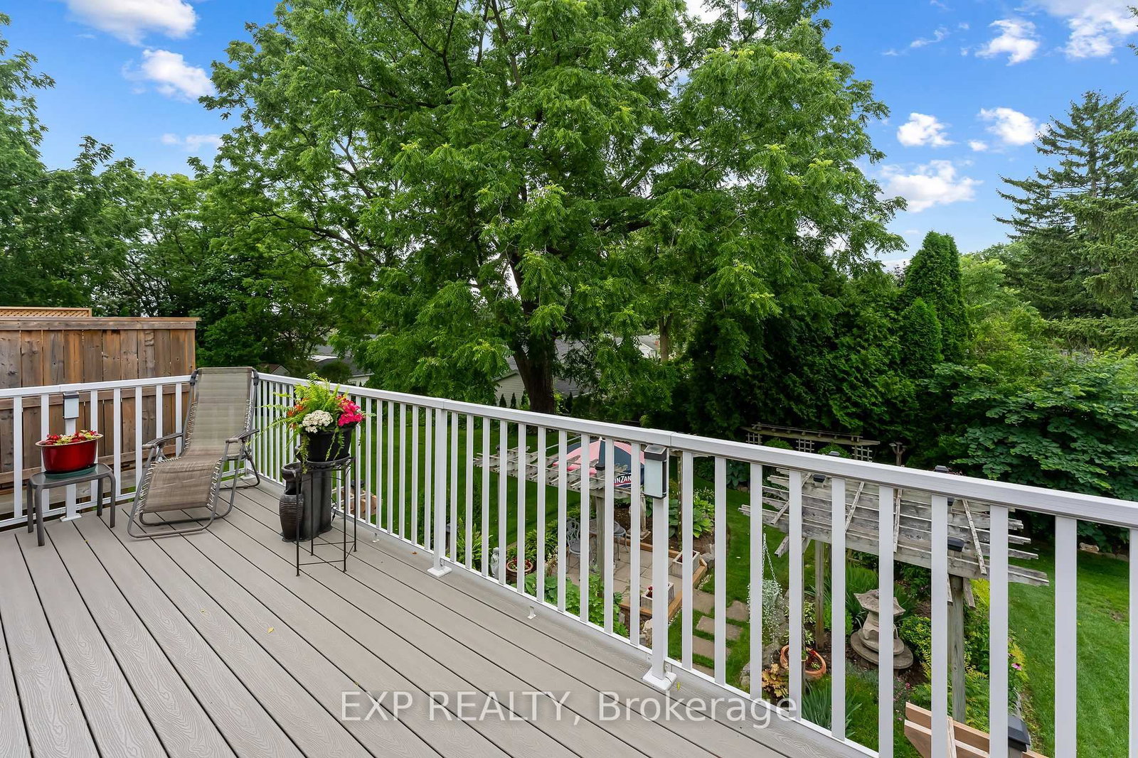 9 KINSMAN Court S • Pelham, ON photo 3