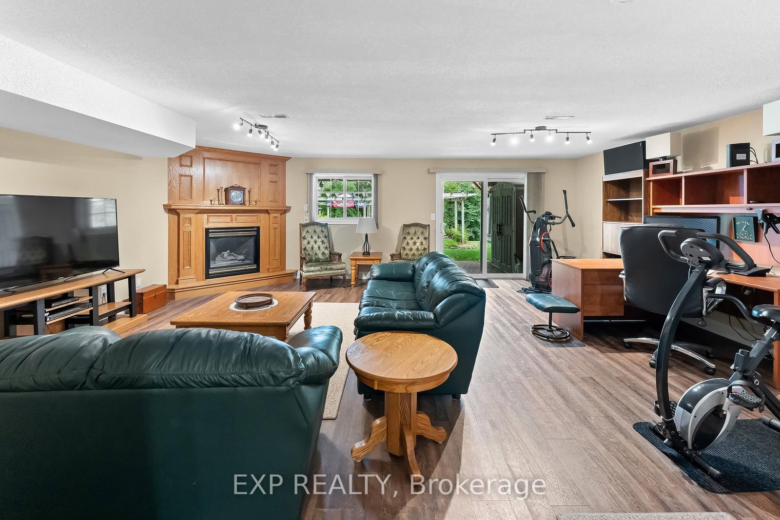 9 KINSMAN Court S • Pelham, ON photo 31
