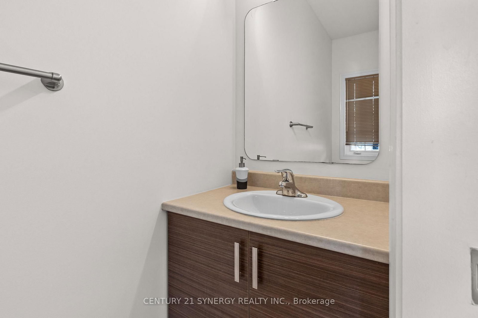 430 Foxhall Way • Ottawa, ON photo 16