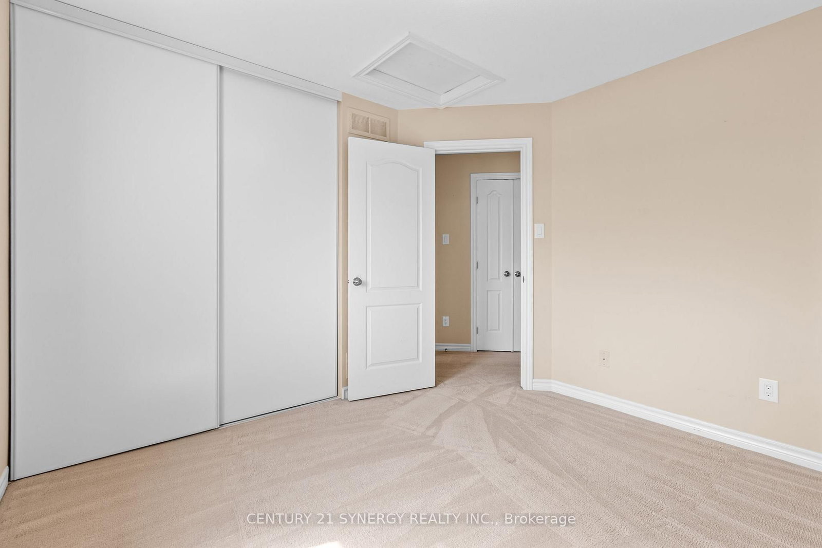 430 Foxhall Way • Ottawa, ON photo 24