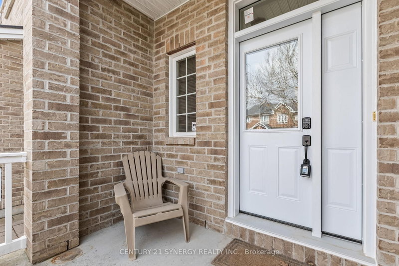 430 Foxhall Way photo 4