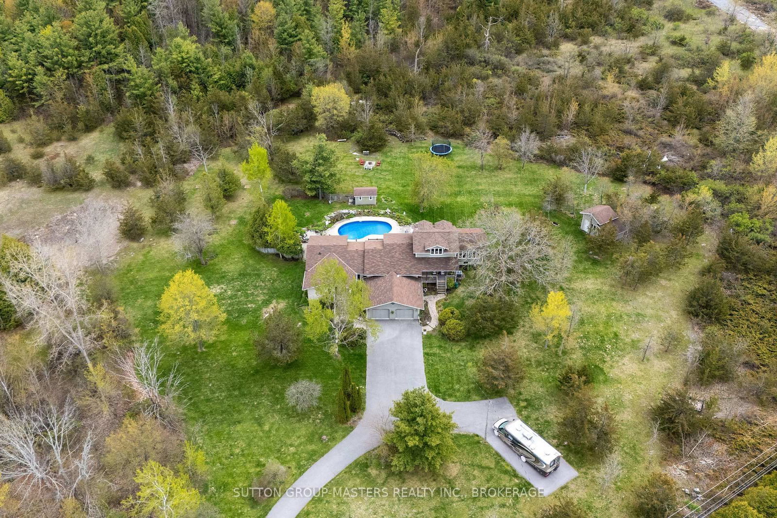 466 Colebrook Road • Yarker, ON photo 5