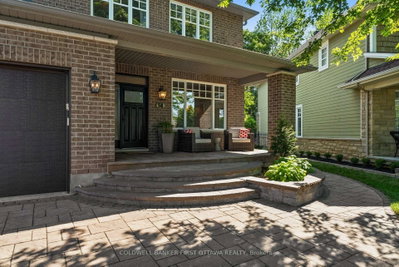 58 Ironside Court • Kanata, ON photo 3