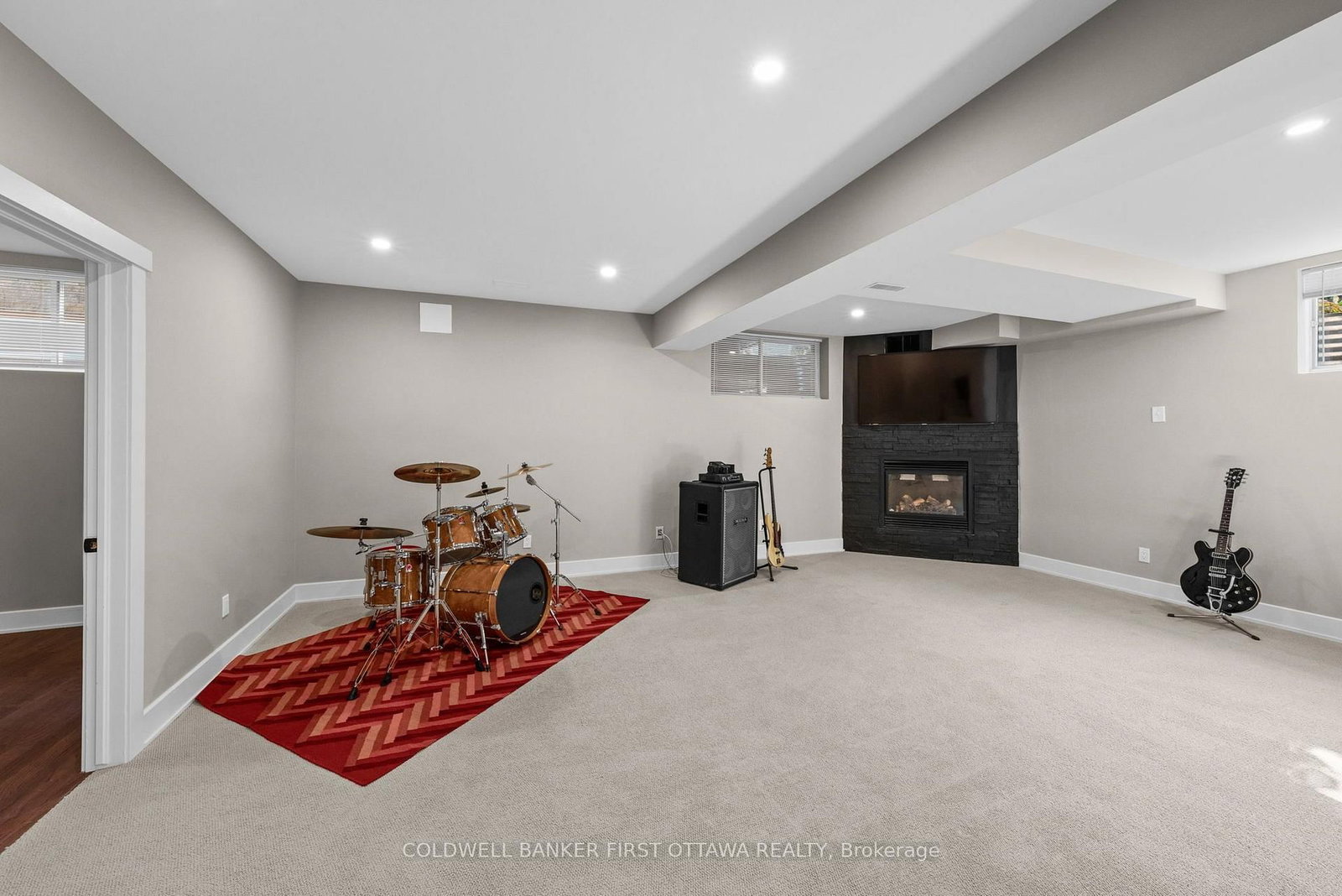 58 Ironside Court • Kanata, ON photo 32