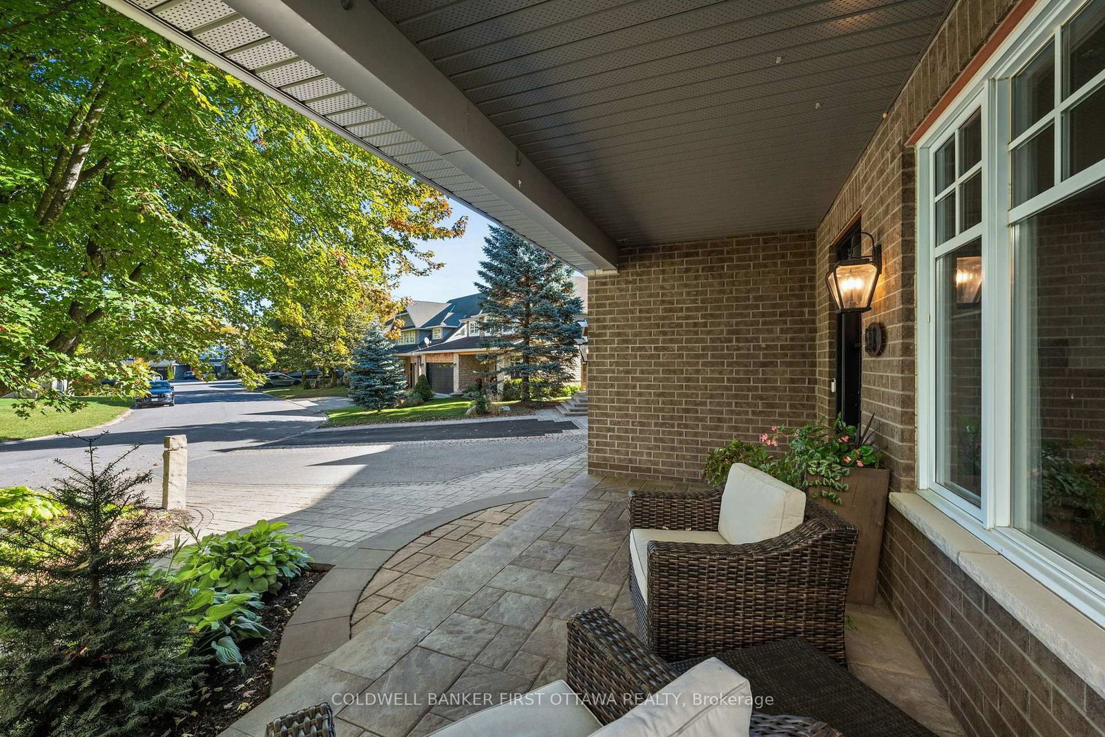 58 Ironside Court • Kanata, ON photo 4