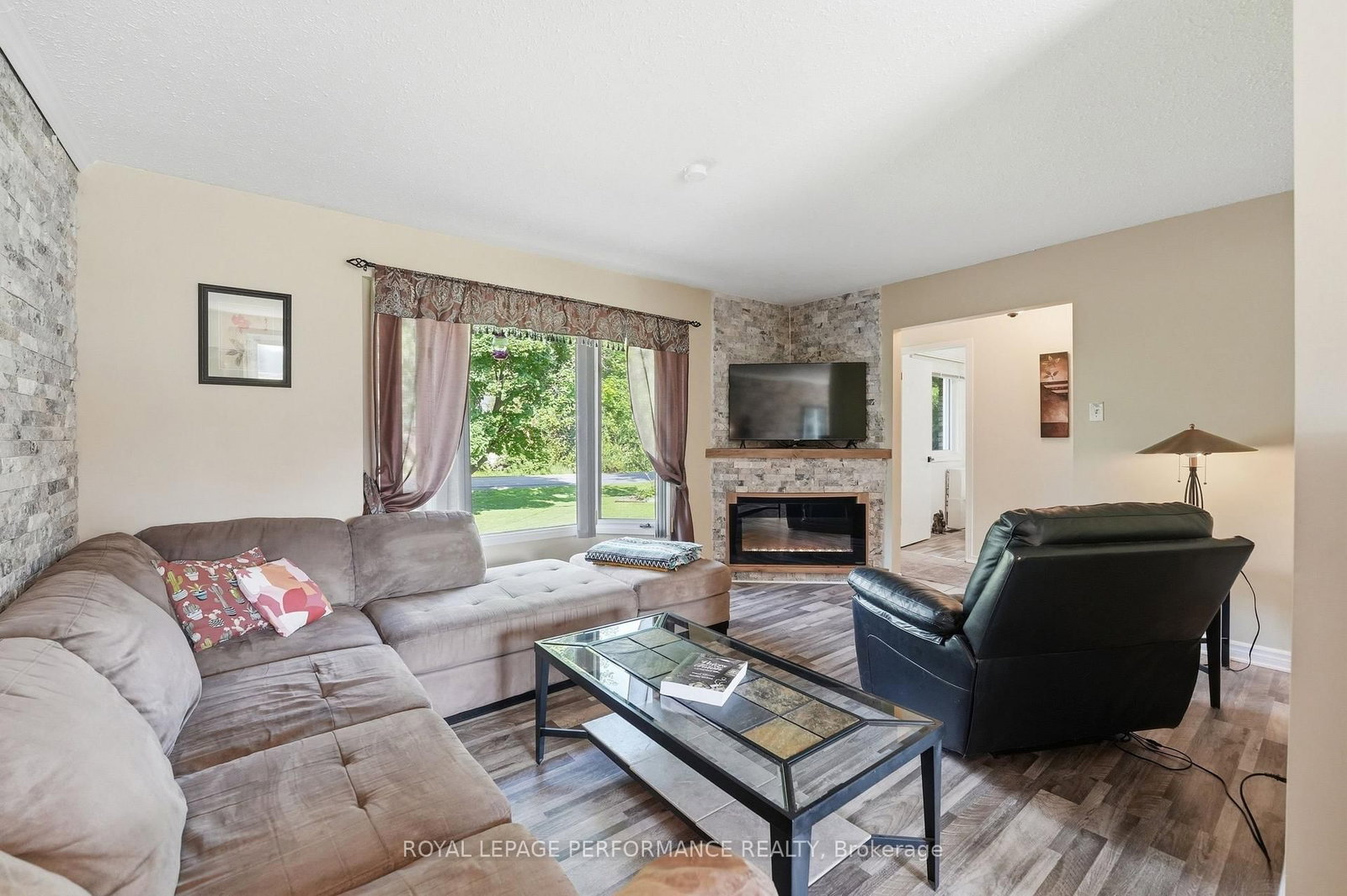 1084 Eadie Road • Russell, ON photo 3