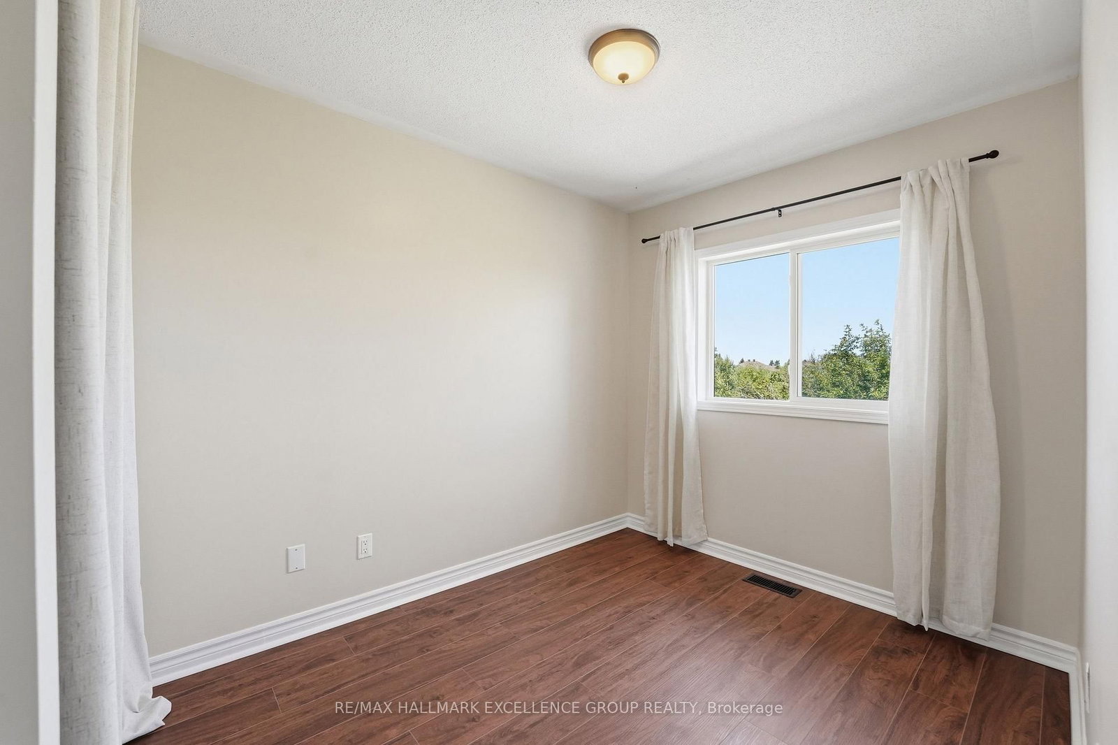 887 Nesting Way • Ottawa, ON photo 29