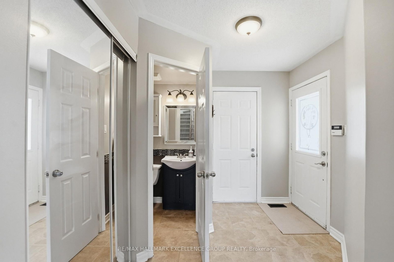887 Nesting Way • Ottawa, ON photo 5