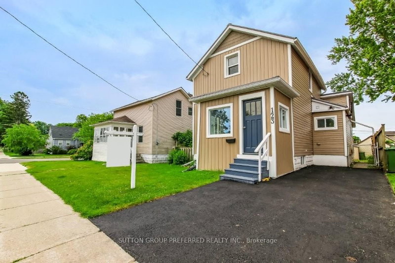 123 ERIE Street, St. Thomas