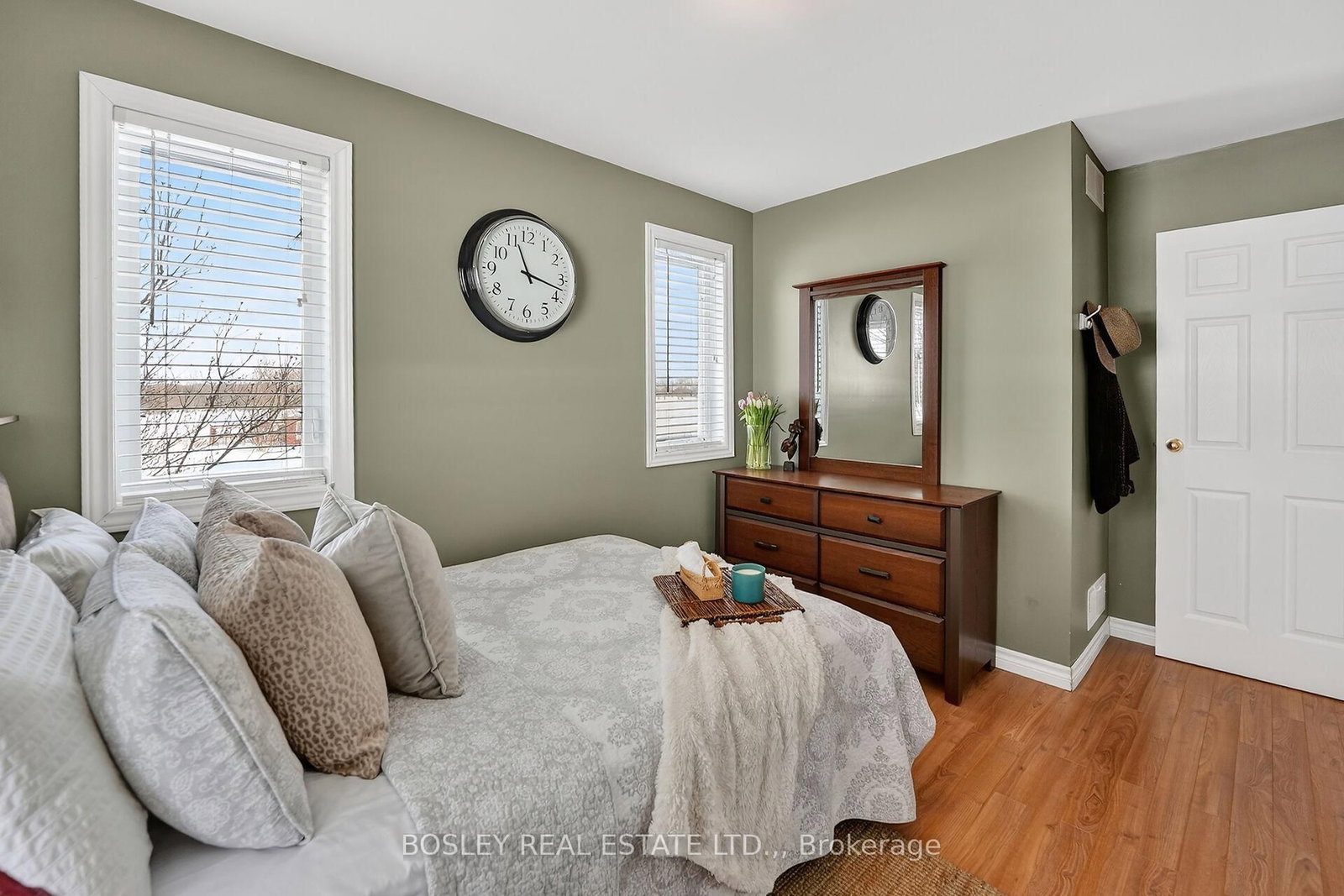 910 Holloway Bay Road • Fort Erie, ON photo 20