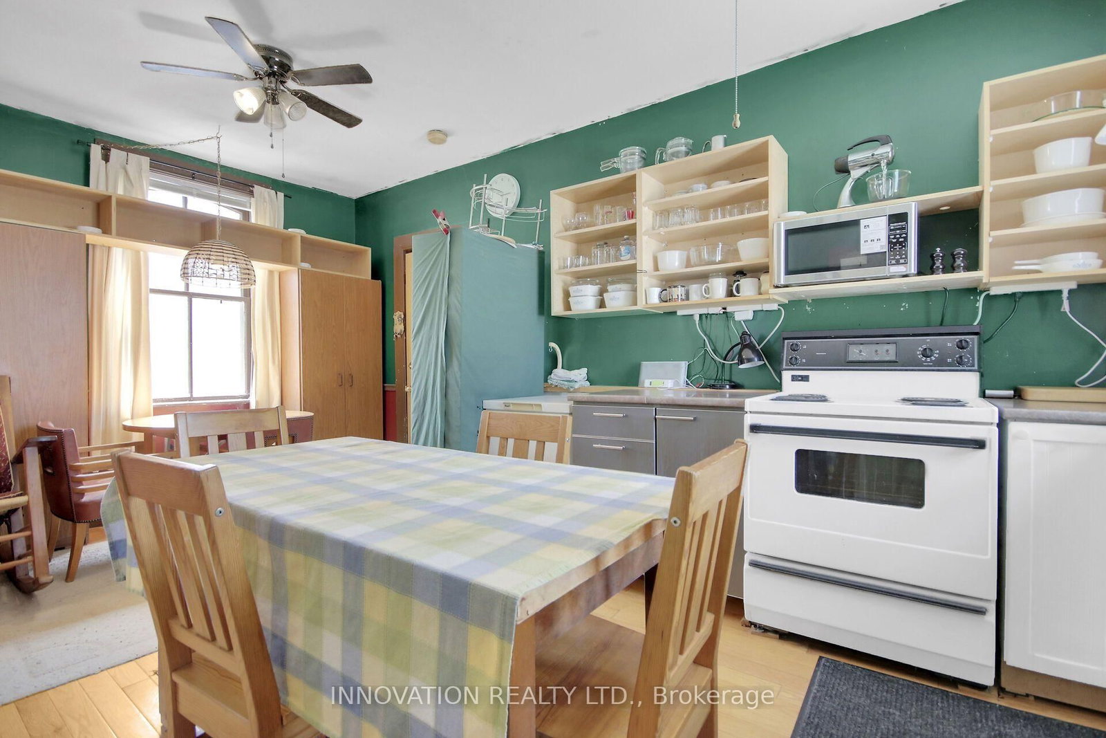 2158 Dundas Street • Edwardsburgh/Cardinal, ON photo 9