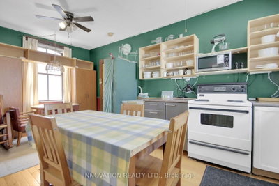 2158 Dundas Street • Edwardsburgh/Cardinal, ON photo 9
