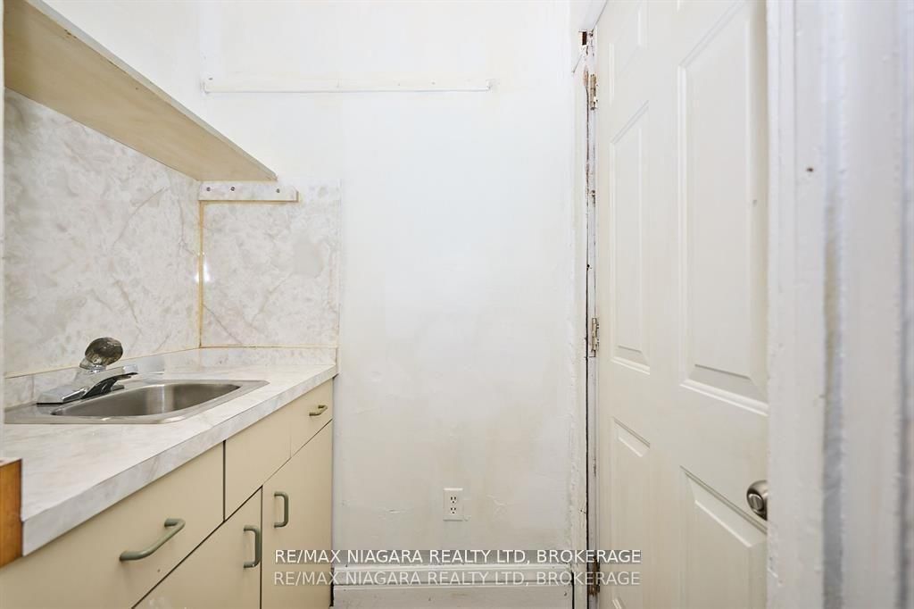 105A Welland Avenue • St. Catharines, ON photo 11