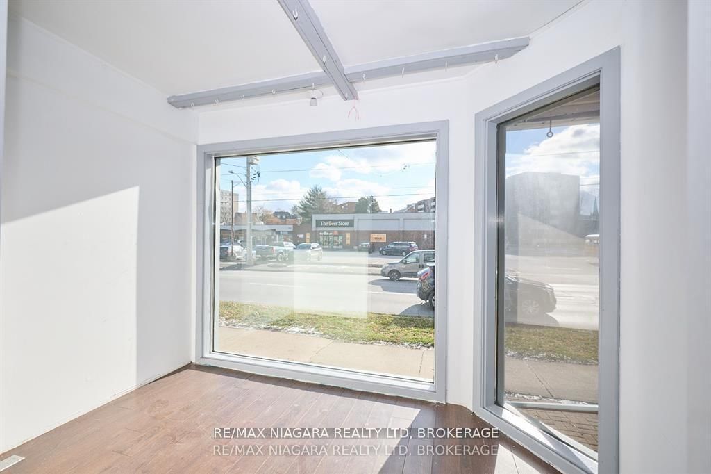105A Welland Avenue • St. Catharines, ON photo 3