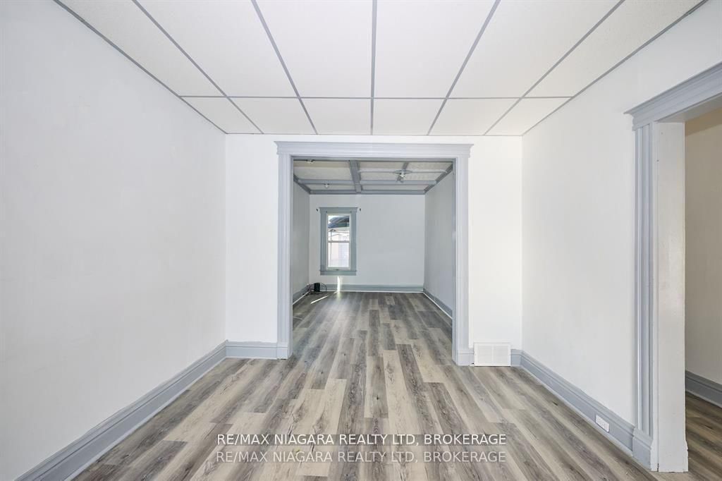 105A Welland Avenue • St. Catharines, ON photo 9