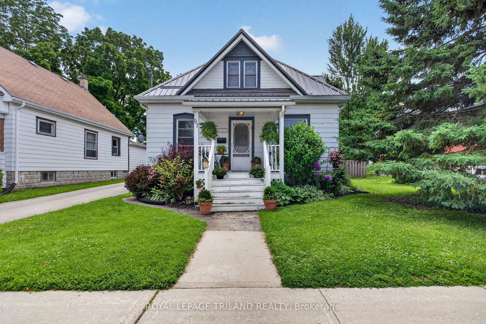 87 Chestnut Street • St. Thomas, ON photo 2