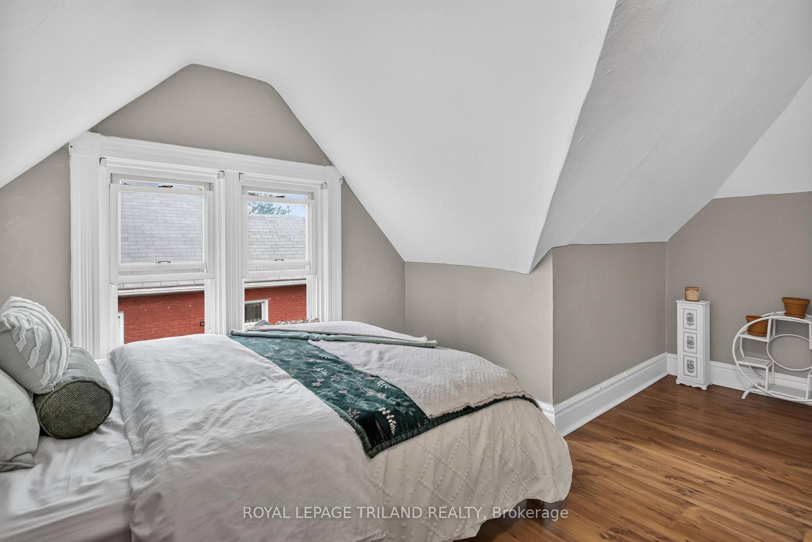 87 Chestnut Street • St. Thomas, ON photo 27