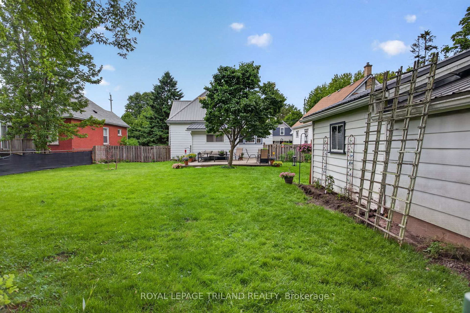87 Chestnut Street • St. Thomas, ON photo 37