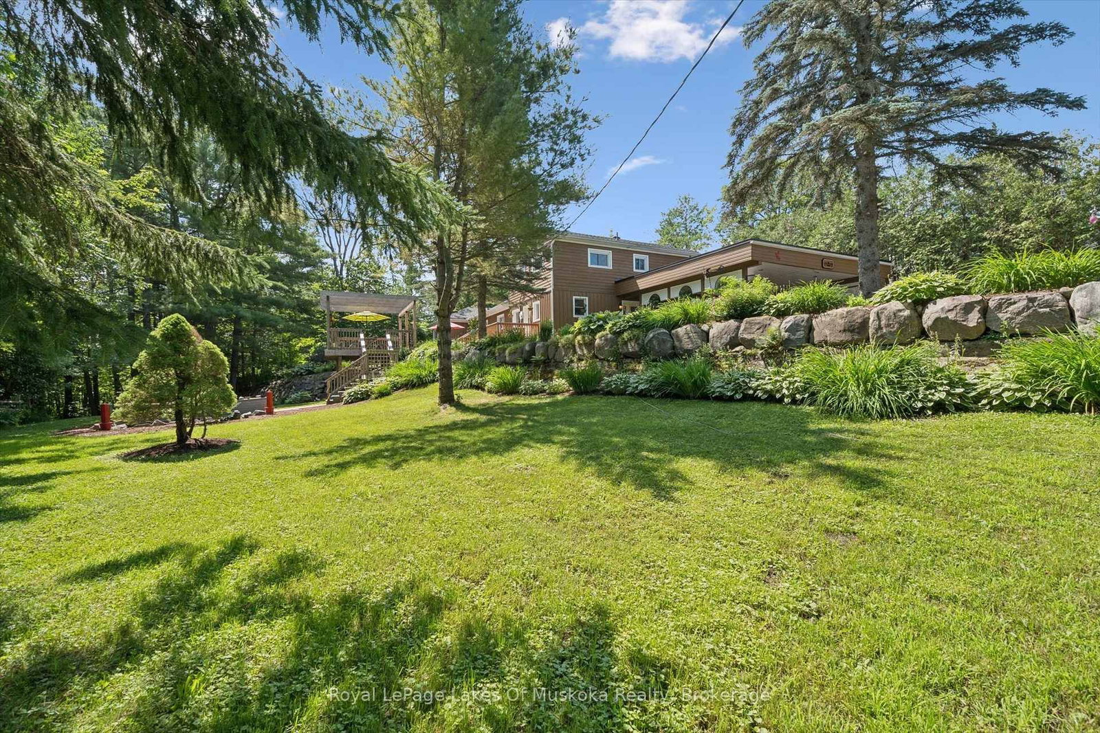 1012 Grey Street • Muskoka Lakes, ON photo 45